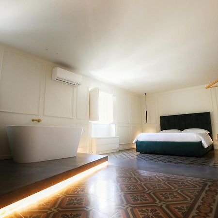 Teatro Suites Rooms Aeroporto di Catania Fontana Rossa Esterno foto