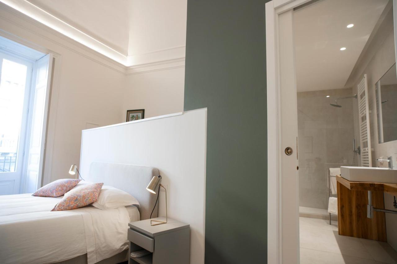 Teatro Suites Rooms Aeroporto di Catania Fontana Rossa Esterno foto