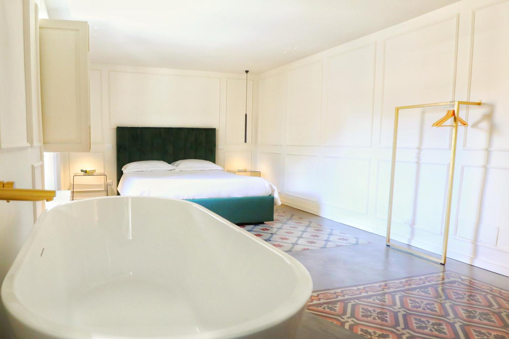 Teatro Suites Rooms Aeroporto di Catania Fontana Rossa Esterno foto