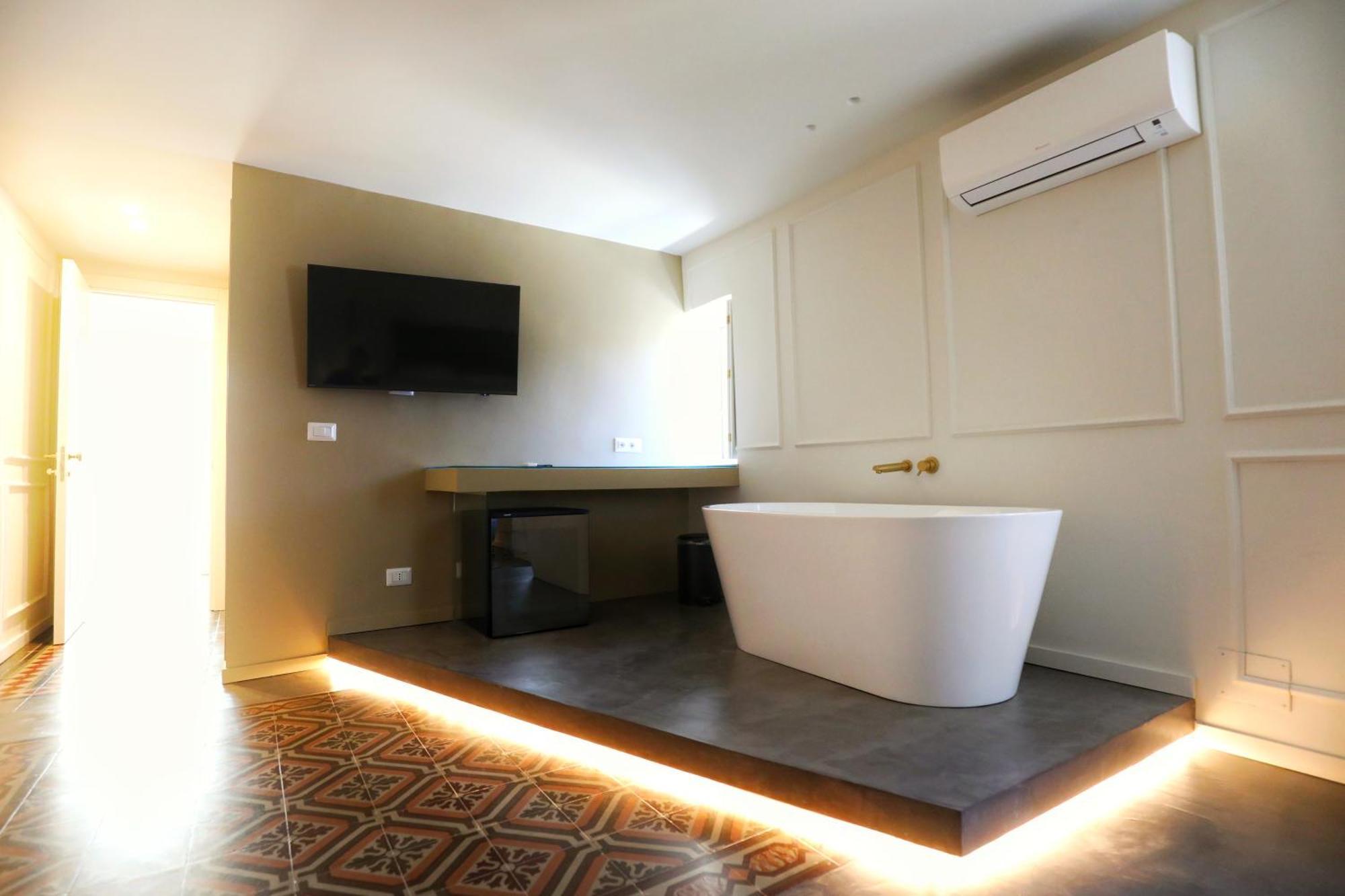 Teatro Suites Rooms Aeroporto di Catania Fontana Rossa Esterno foto