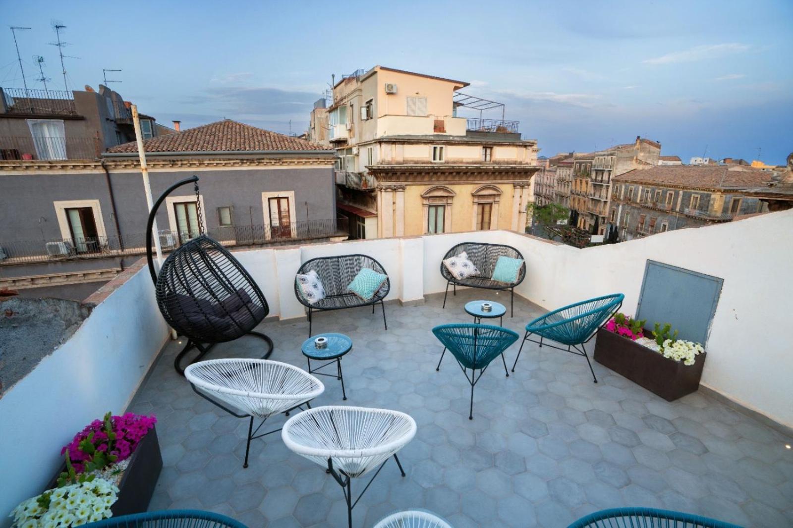 Teatro Suites Rooms Aeroporto di Catania Fontana Rossa Esterno foto