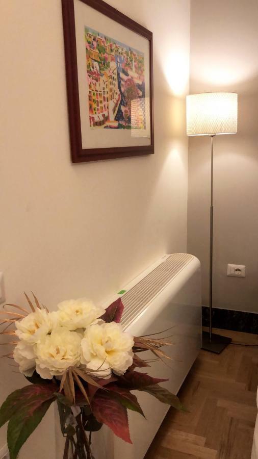 Teatro Suites Rooms Aeroporto di Catania Fontana Rossa Esterno foto